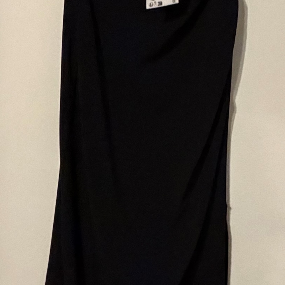 Zara Classic Black Pencil Skirt